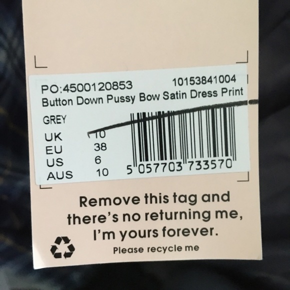 Misguided button down pussy bow satin dress - Picture 11 of 13